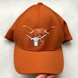 Texas Longhorns fitted hat M/L
